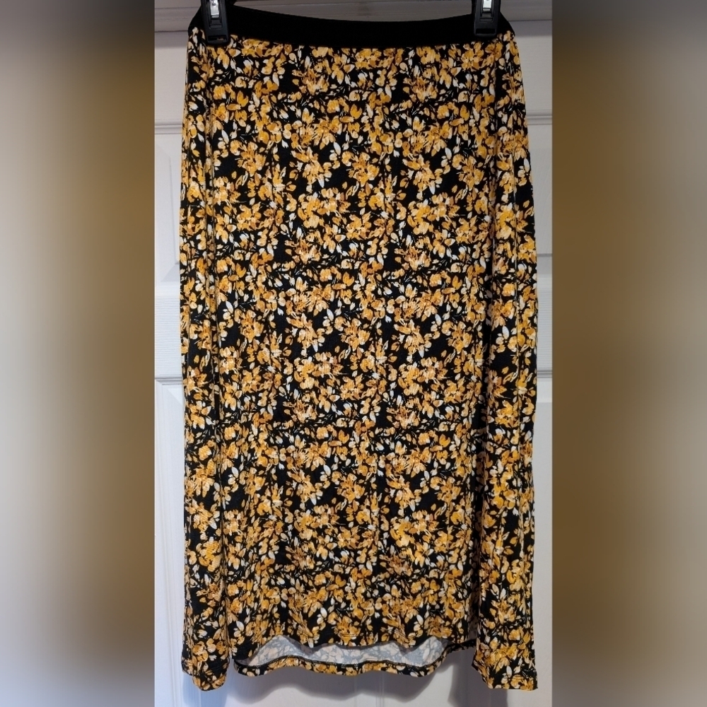 Grace the Perfect Fit NWT $48 Womens Black and Yellow Multi Stretch Skirt XL NEW
